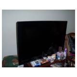 44 INCH FLAT SCREEN LG TV