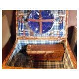 NEW PICNIC SET