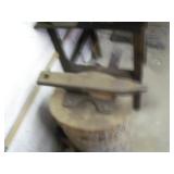 ANVIL ON STUMP