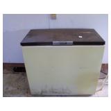 CHEST FREEZER