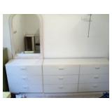 6 PIECT WHITE BEDROOM SET
