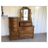 New Berlin Online Estate Sale Auction by Caring Transitions - Ends 11/13!