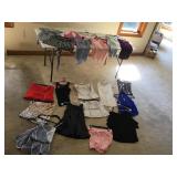 Womens Sleeveless & Halter Tops