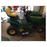 John Deere D105 Riding Lawn Tractor