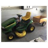 John Deere LA120 Riding Mower