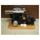 Briggs & Stranton Gas Engine Type 20153