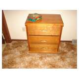 nightstand 20x15x23
