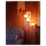 Floor lamp