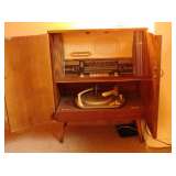 RadBR2 German Radio Cabinet 24Lx15Wx32H