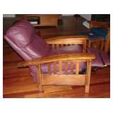 F2 Mission recliner 3Lx39Wx39H Merlot Leather