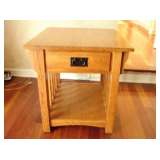 F3 Side table 22Lx25Wx23H