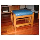 F5 Mission Ottoman 19Lx16Wx16H Dark Blue  Leather