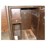 BS5  Vintage floor safe 19x20x28