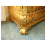 LR6 Gold painted curio cabinet25x15x73