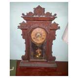 Oak Gingerbread Mantle Clock