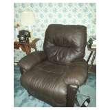 "Best" med lift leather chair