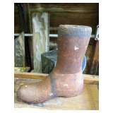 large early boot wood mold