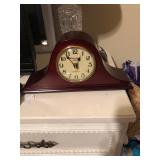 Strasbourg manor mantle clock