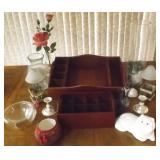 HCE008 Wooden Organizer Trays, Glass Vases, Ceramic Cat & More!