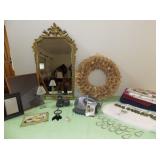 HCE025 Useful Household Items - Frames, Mirror, Lamp & More