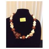 HFJ026  Agate, Onyx & Teak Wood Necklace