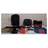 DDC035 GrDDC035 Great Lot of Assorted Bags and Accessorieseat Lot of Assorted Bags and Accessories