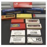 HMT038 HO Wheel Set, Western Pacific Trains & More Lot