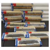 HMT141 Eleven Walthers HO Scale Ready-To-Run Cars UP, Pullman