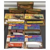 HMT166 Nine Vintage & Modern Roadhouse HO Scale Model Railroad Cars