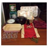 JYR012 Tupperware, Peter Rabbit, Villeroy & Boch & More