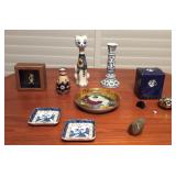 JYR043 Keepsakes From Around the World