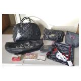DWT063 Hello Kitty Bags and Purses