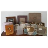 PPM032 Photo Frames & Miscellaneous Sewing Supplies