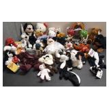 SLC103  Stuffed Animals & Plush Toys & More Lot #9