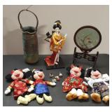 SLC104 Ceramic Vase, Chinese & Japanese Mickey & Minnie, More