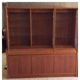 VKE009 Three Door Scan Design Hutch