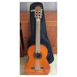 VKE015 Yamaha Acoustic Guitar