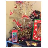 VKE050 Shelves, End Table & Christmas Décor