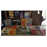 VKE057 Hawaiiana, Hawaii Books Lot