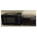 VKE095 Panasonic Microwave & DeLonghi Elite Toaster Oven