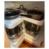 KIE072 - FRYING PANS AND POTS