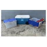 KIE083 - COOLER, TOOLS & PLASTIC CONTAINER