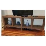 KIE092 - GEORGOUS ENTERTAINMENT SHELF