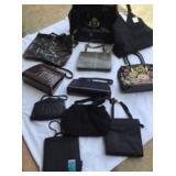 APM108 - PURSES AND BAGS