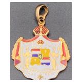 Apm203-large 14k Gold Hawaiian Shield Pendant