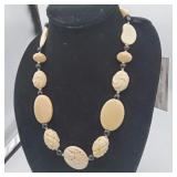 MHH024 - BEAUTIFUL MYRNA LEE HODGE PODGE