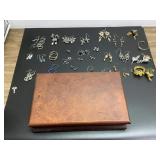 Mhh204 - Jewelry Box Filled With Treasures