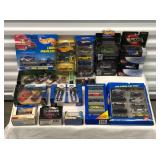 Dsh051 - Assorted Mattel Hot Wheels Gift Sets & More NIP