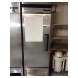 Vfd007 - MB Master-bilt Commercial Refrigerator Model WCC-235R