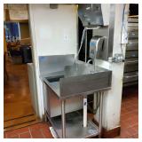 Vfd018 - Sink & Handwashing Station, Soap and Paper Towel Dispenser